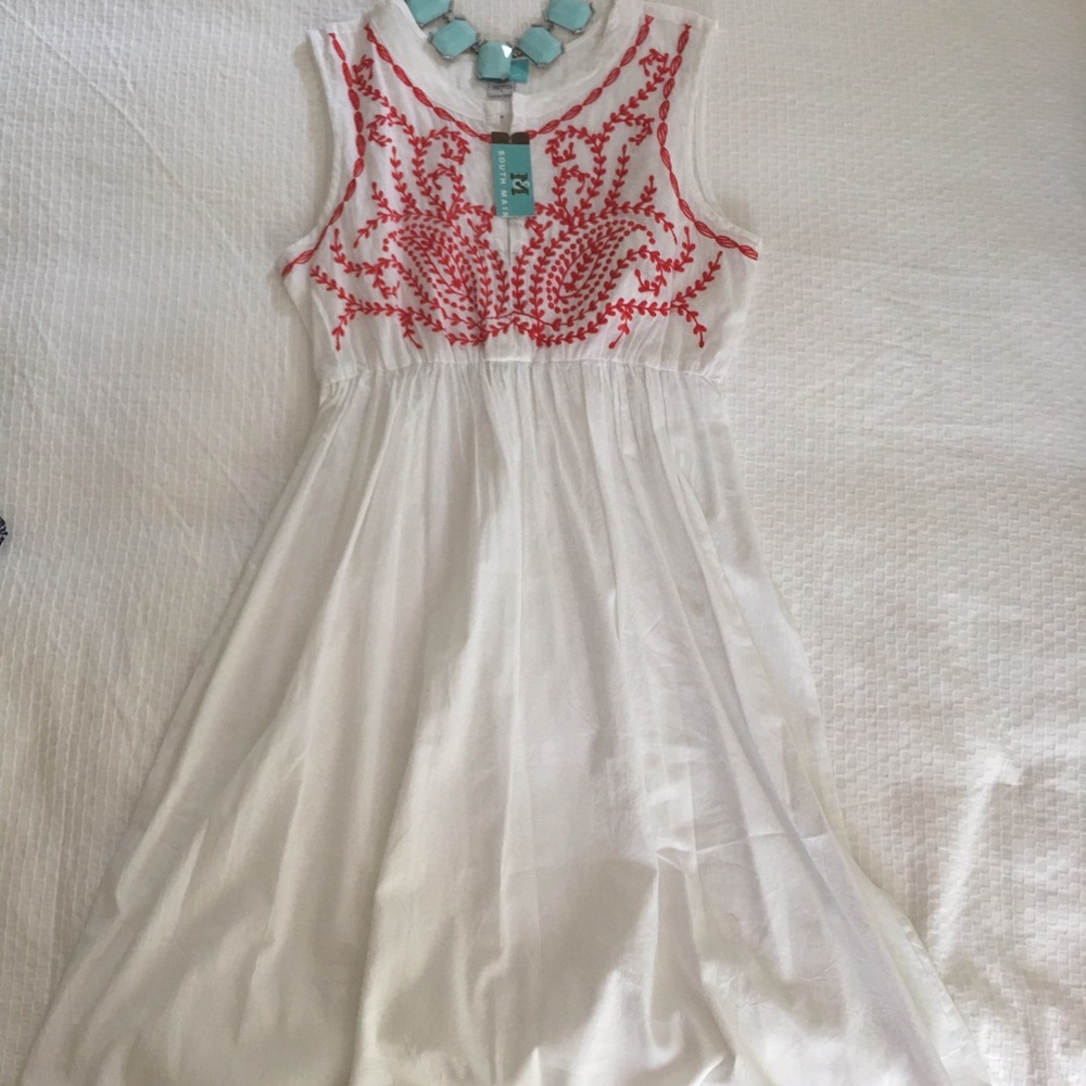 NWT White Sunmer Dress/Beach Coverup, size L